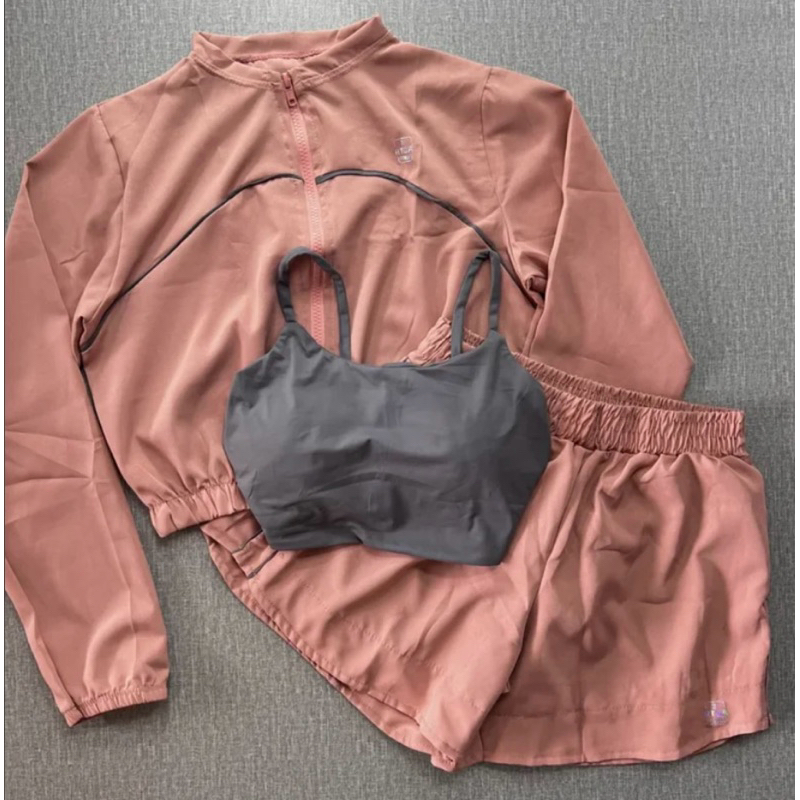 Conjunto Fitness 3 peças top + Short Duplo + Casaco Linha Premium