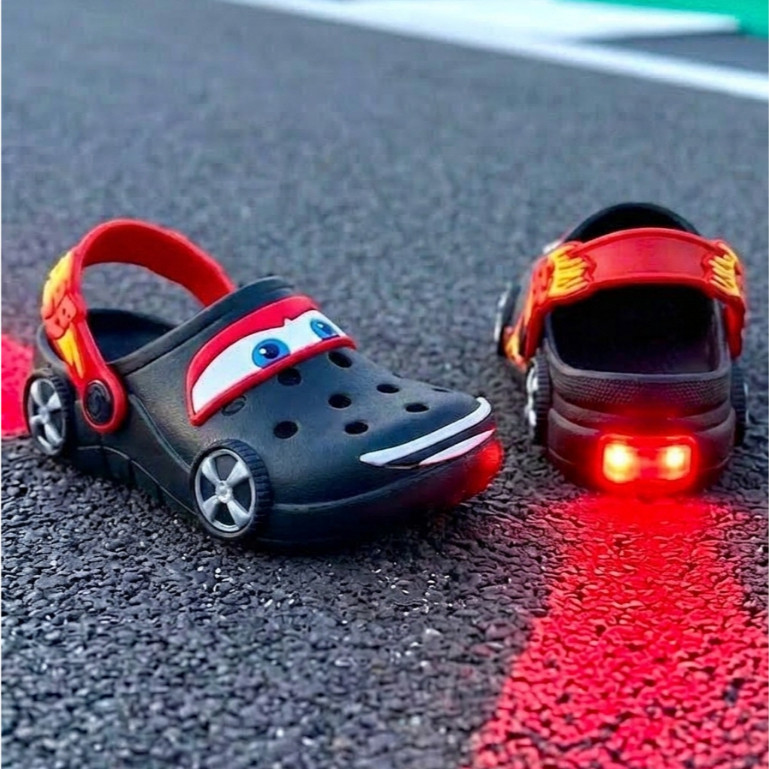 Sandália Infantil Menino Carros Com Luizinha
